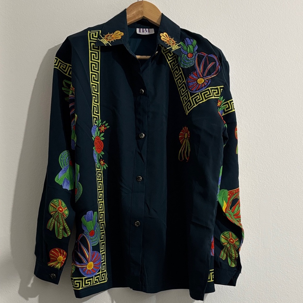 Men’s Vibrant bold Multicolor Patterned Shirt luxurious look festival, old money